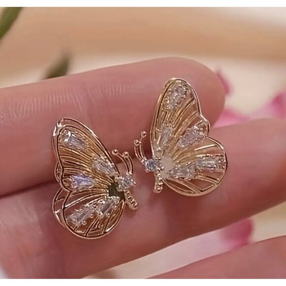 18K Gold Plated Butterfly Crystal Stud Earrings - Picture 4 of 5